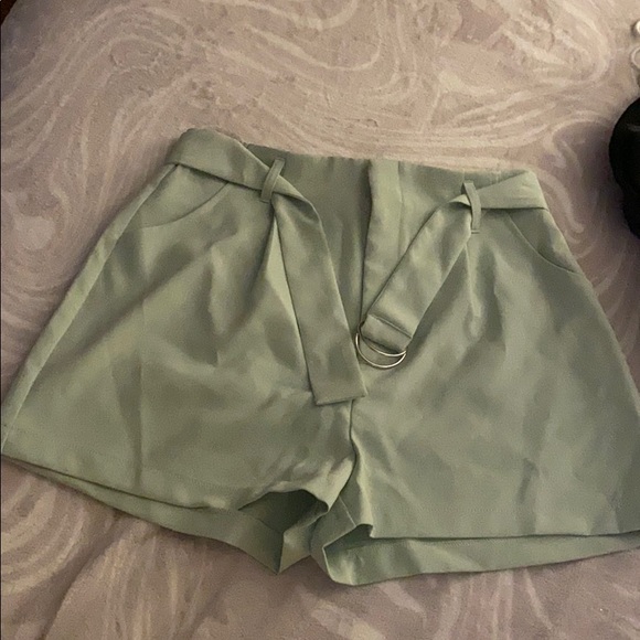 Shorts - Picture 1 of 3